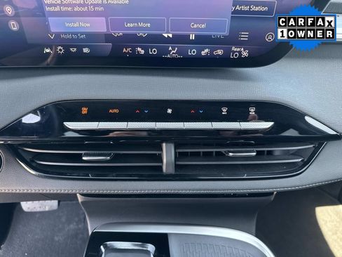 Used 2025 Buick Enclave Preferred image 30