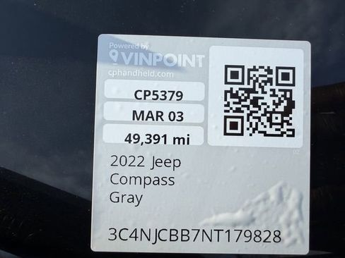 Used 2022 Jeep Compass Latitude FWD image 45