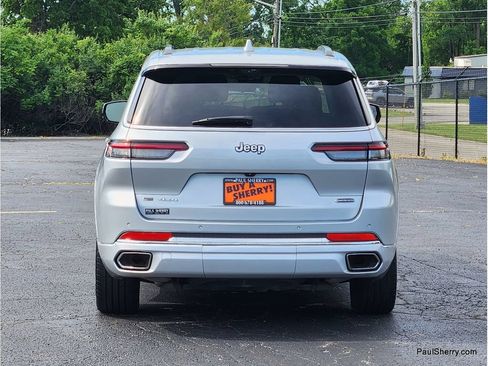 Used 2021 Jeep Grand Cherokee L Overland w/ Luxury Tech Group IV AWD/4WD image 13