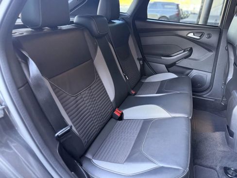 Used 2017 Ford Focus ST w/ Equipment Group 401A image 18