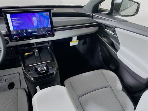 New 2026 Subaru Solterra Limited image 19