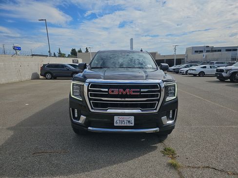 Used 2021 GMC Yukon XL SLT AWD/4WD image 9