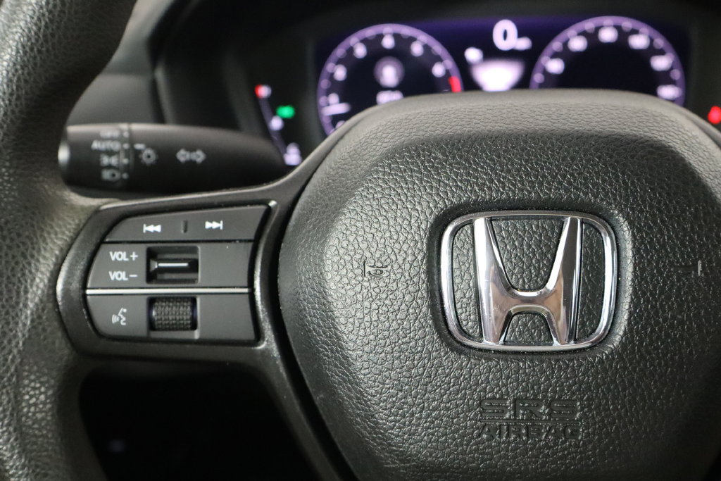 Used 2025 Honda Accord LX image 8