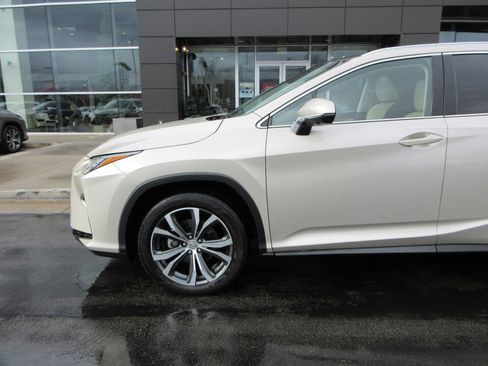 Used 2017 Lexus RX 350 350 w/ Premium Package image 2