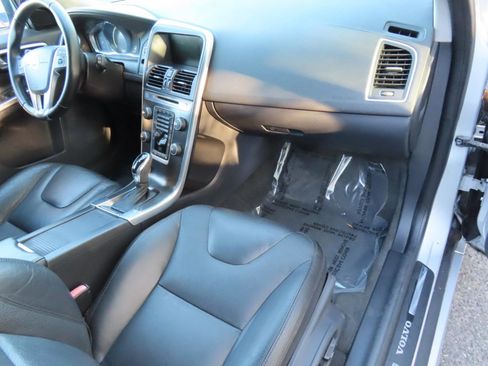 Used 2014 Volvo XC60 3.2 image 18
