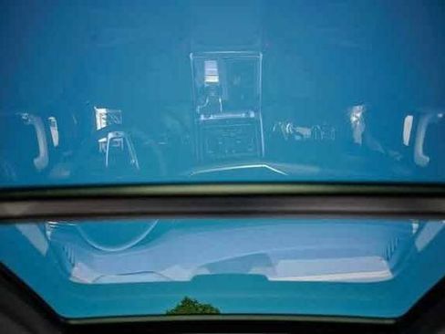 Used 2024 Audi SQ8 Prestige image 11