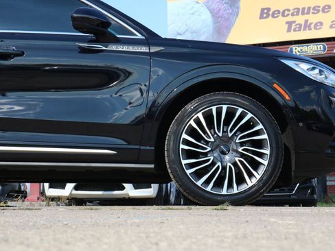 Used 2021 Lincoln Corsair Reserve w/ Equipment Group 201A AWD/4WD image 6