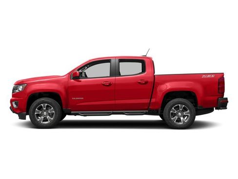 Used 2017 Chevrolet Colorado Z71 AWD/4WD image 3