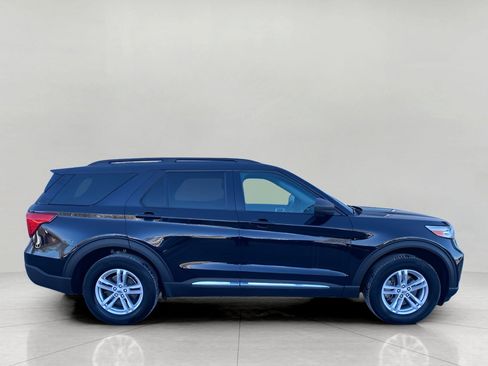 Certified 2023 Ford Explorer XLT w/ Class IV Trailer Tow Package image 4