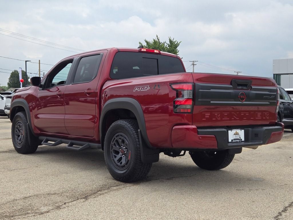 Used 2025 Nissan Frontier PRO-4X AWD/4WD image 18