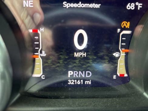 Used 2022 Jeep Wrangler Sport AWD/4WD image 3