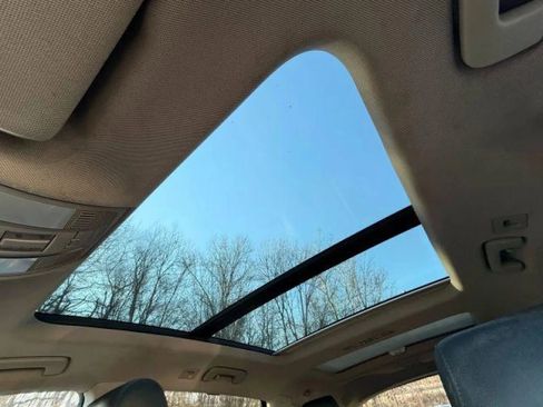 Used 2022 Subaru Outback Premium AWD/4WD image 37