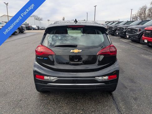 Used 2020 Chevrolet Bolt Premier w/ Infotainment Package image 4