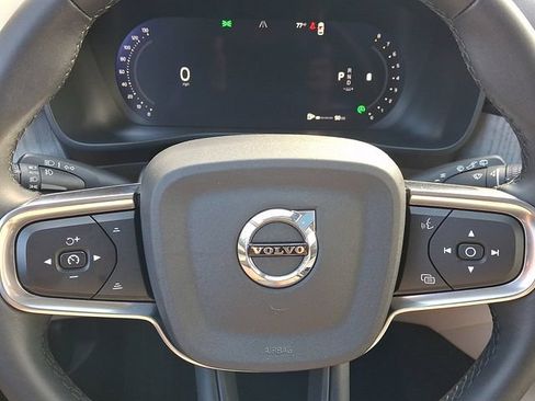 Certified 2024 Volvo XC40 B5 Plus w/ Protection Package Premier AWD/4WD image 22