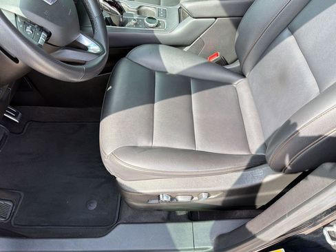 Used 2023 Cadillac XT4 Sport image 12