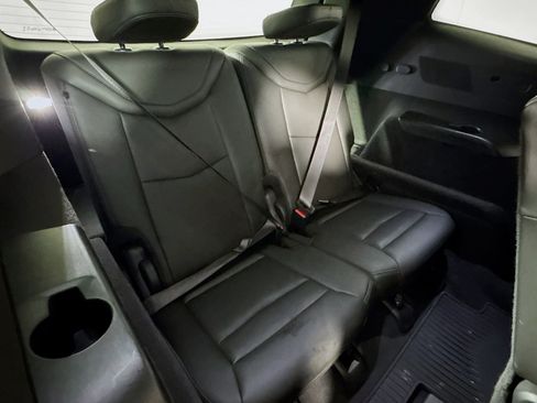 Used 2024 Cadillac XT6 Premium Luxury image 28