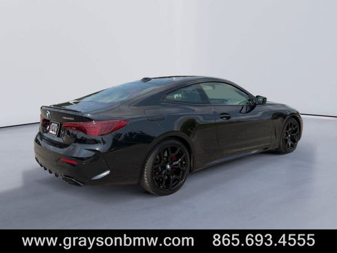 Used 2025 BMW M440i Coupe w/ Premium Package RWD image 3