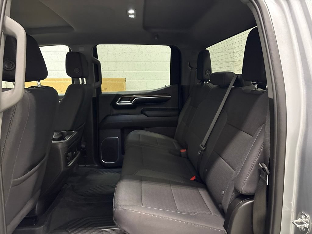 Used 2024 Chevrolet Silverado 1500 LT AWD/4WD image 35