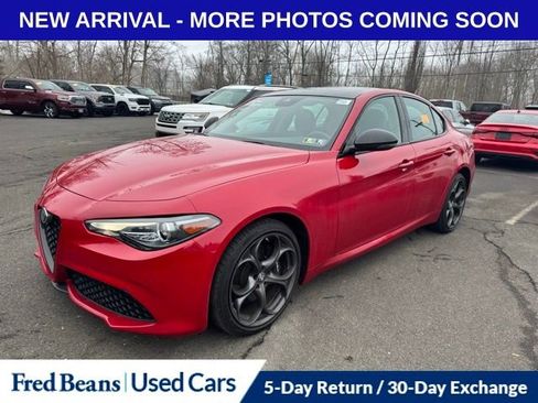 Used 2019 Alfa Romeo Giulia Ti Sport w/ Quick Order Package 22S Sport image 6