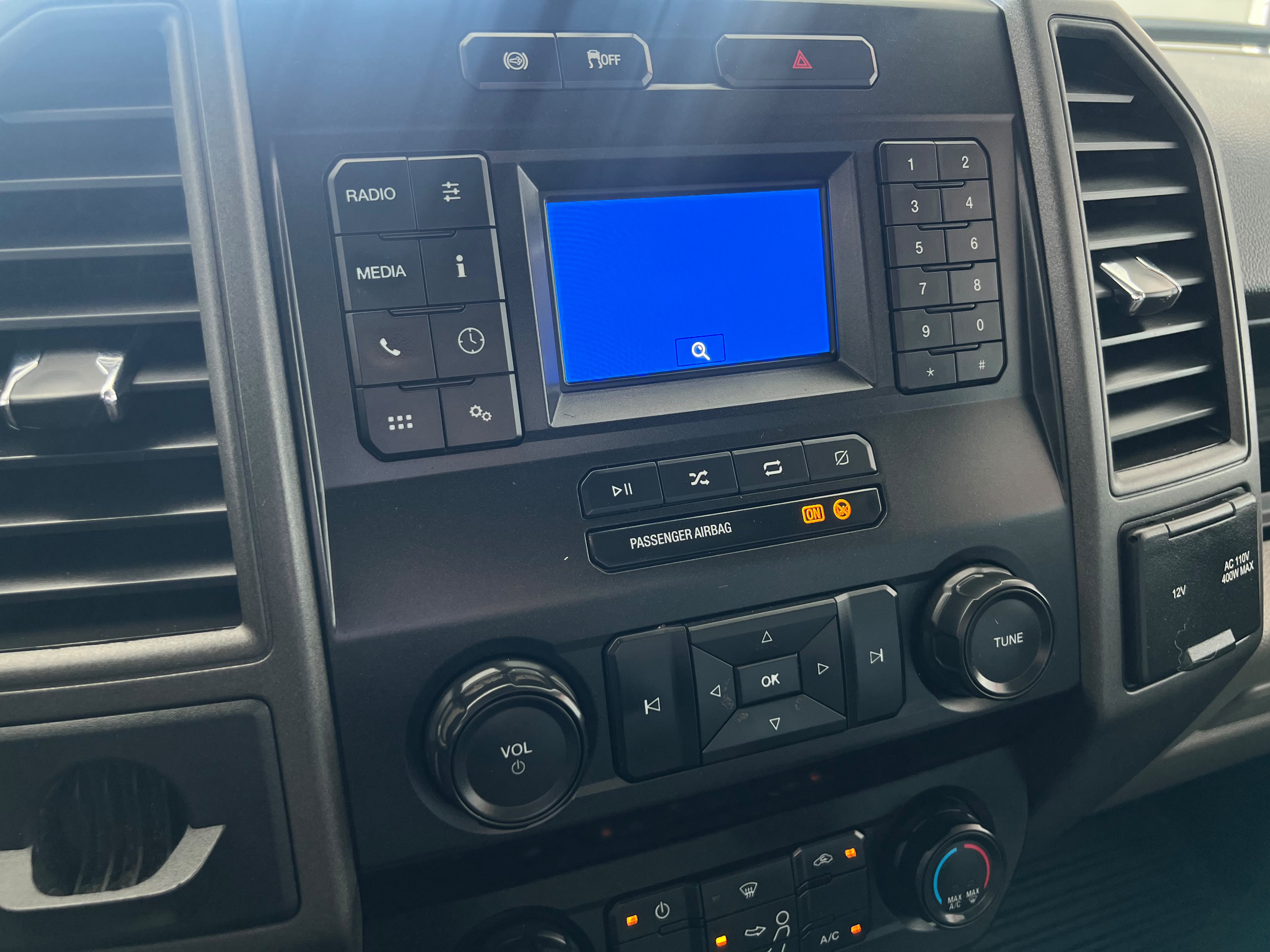 Used 2022 Ford F350 XL w/ Power Equipment Group RWD image 18