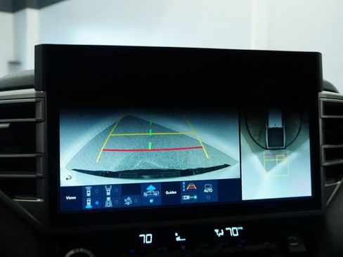 Used 2025 Toyota Tundra Limited image 32