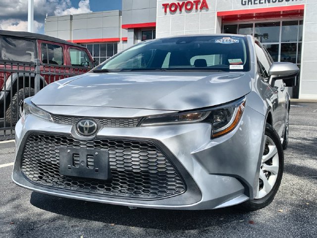 Used 2021 Toyota Corolla LE FWD image 1