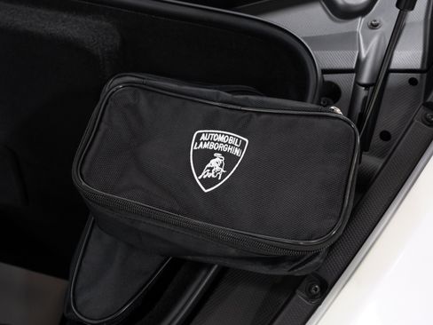 Used 2024 Lamborghini Huracan EVO AWD/4WD image 88