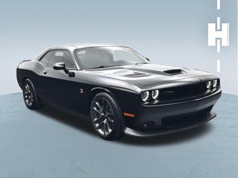 Used 2021 Dodge Challenger R/T Scat Pack image 2