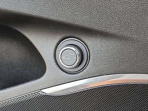 Certified 2023 Buick Enclave Essence AWD/4WD image 25