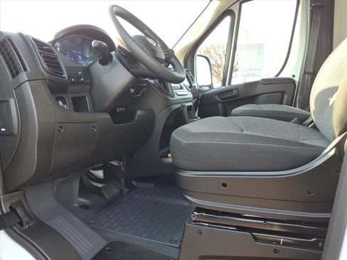 Used 2025 RAM ProMaster 2500 w/ Safety Group image 11