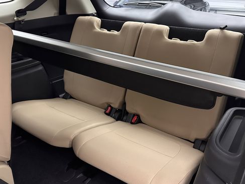 Used 2016 Mitsubishi Outlander SE image 25