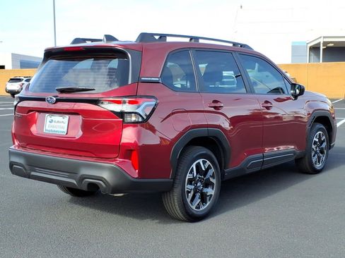 Certified 2025 Subaru Forester w/ Convenience Package #1 image 7