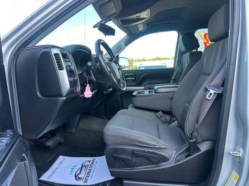 Used 2017 Chevrolet Silverado 1500 LT AWD/4WD image 7