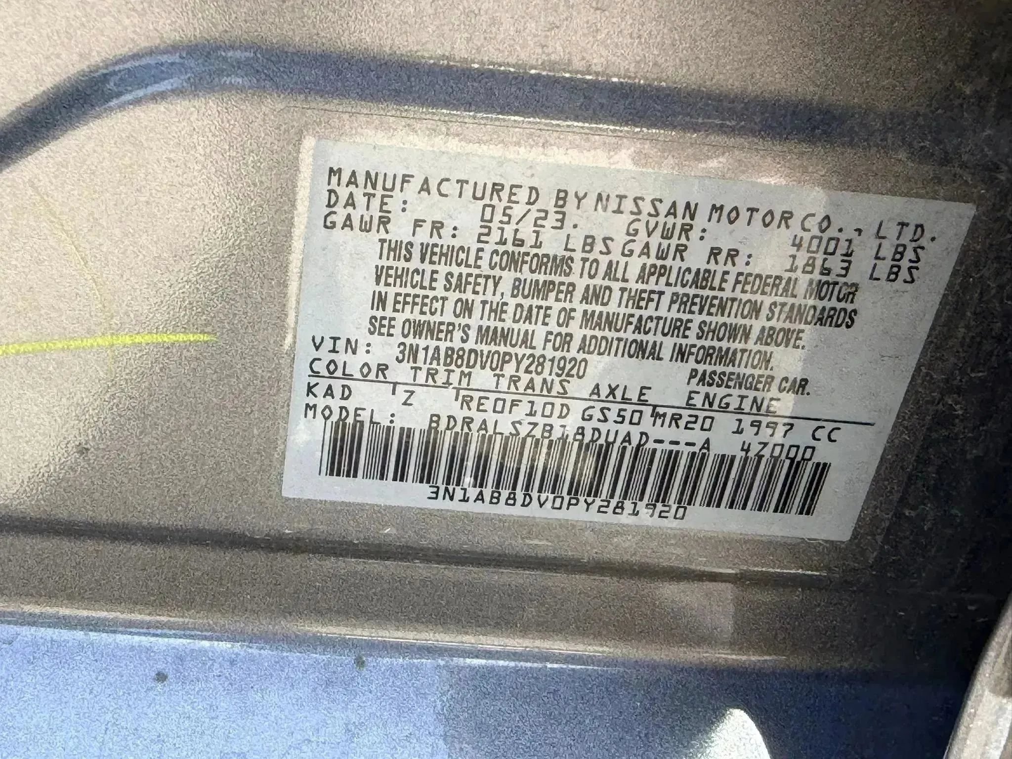 Used 2023 Nissan Sentra SR w/ SR Premium Package FWD image 3