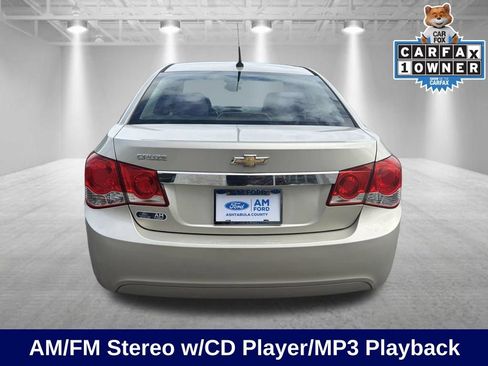 Used 2014 Chevrolet Cruze LS FWD image 4