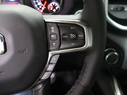 New 2026 RAM 1500 4x4 Crew Cab image 25