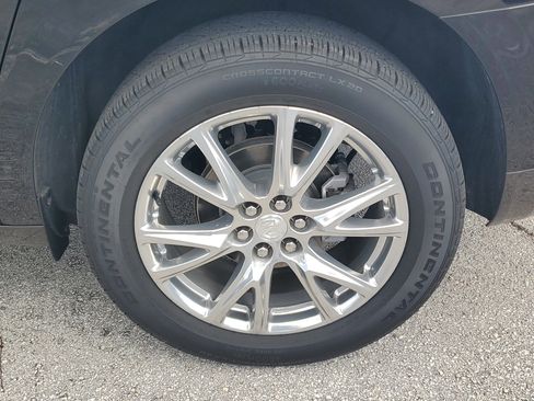 Used 2022 Buick Enclave Premium w/ Experience Buick Package FWD image 9