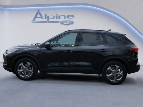 Certified 2025 Ford Escape ST-Line AWD/4WD image 2