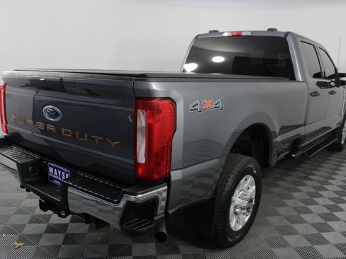 Used 2024 Ford F350 XLT w/ Camper Package image 23