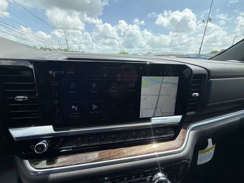New 2026 GMC Sierra 1500 Elevation w/ Elevation Premium Package AWD/4WD image 16