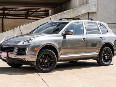 Used 2008 Porsche Cayenne AWD/4WD image 30