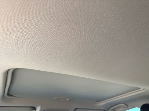 Used 2024 Toyota RAV4 XLE Premium image 17