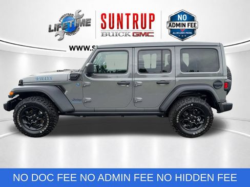 Used 2023 Jeep Wrangler Unlimited w/ Sun & Screen Package AWD/4WD image 2