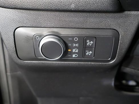 Used 2021 Ford Escape SE w/ SE Sport Appearance Package image 32