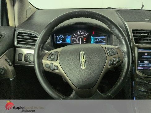 Used 2011 Lincoln MKX AWD w/ 101A Rapid Spec Order Code image 19