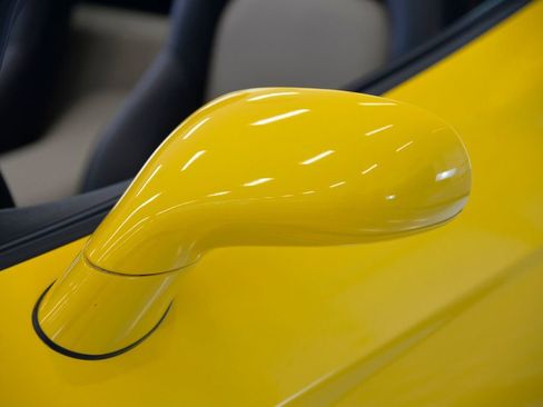 Used 2007 Chevrolet Corvette Coupe w/ Preferred Equipment Group RWD image 12