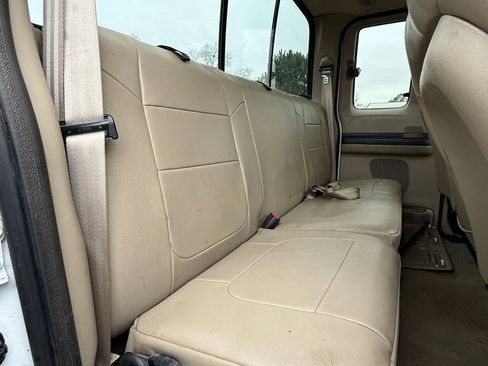 Used 2005 Ford F250 XL image 20