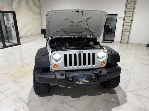 Used 2015 Jeep Wrangler Unlimited Sport w/ Quick Order Package 24S AWD/4WD image 4