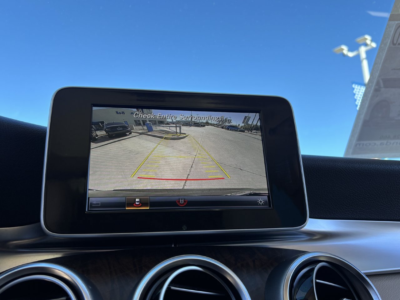 Used 2019 Mercedes-Benz GLC 300 4MATIC image 22