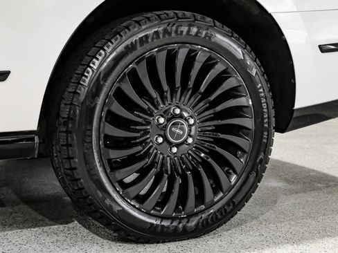 Used 2018 Lincoln Navigator Black Label w/ Cargo Package image 73